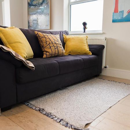 Ferienwohnung Star London Bell Lane 3-Bed Haven Hendon Exterior foto