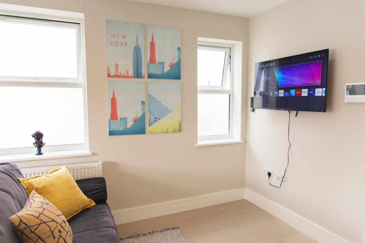 Ferienwohnung Star London Bell Lane 3-Bed Haven Hendon Exterior foto