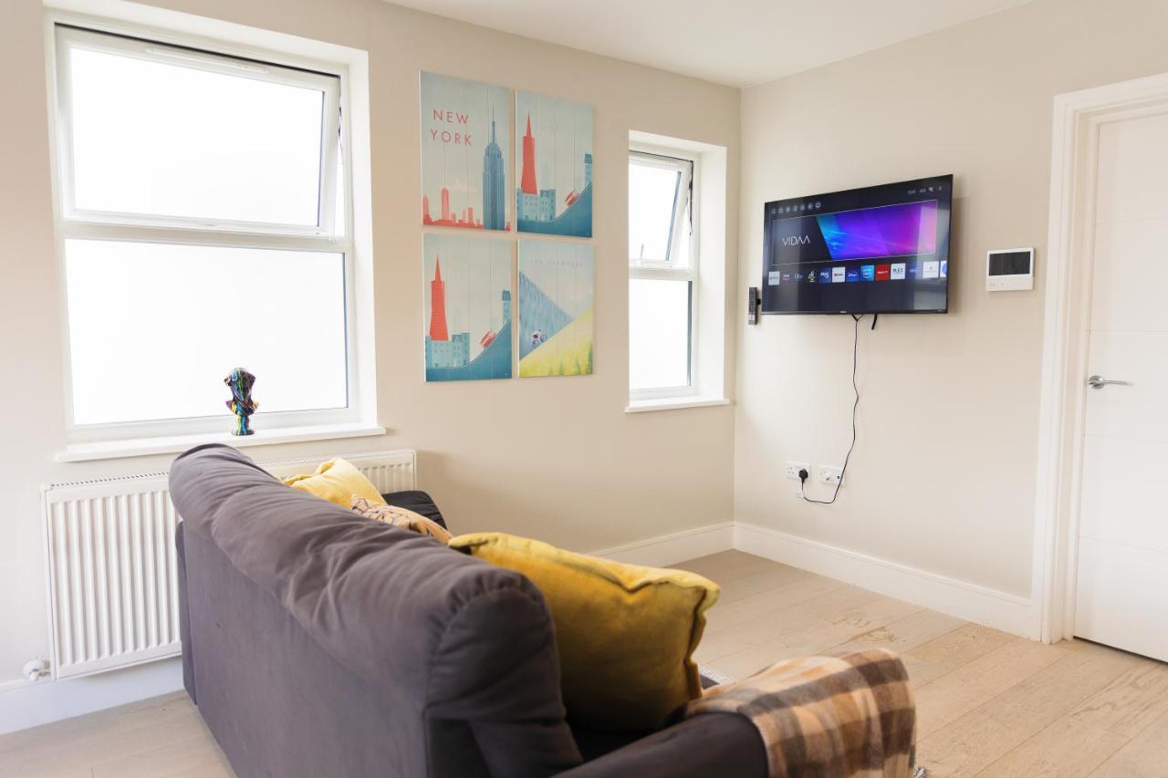 Ferienwohnung Star London Bell Lane 3-Bed Haven Hendon Exterior foto